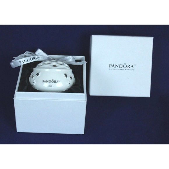 Pandora 2011 Christmas Snow Ball Ceramic Annual Limited Edition Ornament In Box - Picture 1 of 9